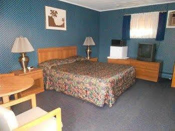 Travel Inn Westmoreland Экстерьер фото